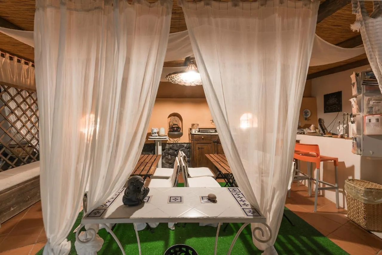 Villa Mariella Pittorino - Camere In B&B Leni