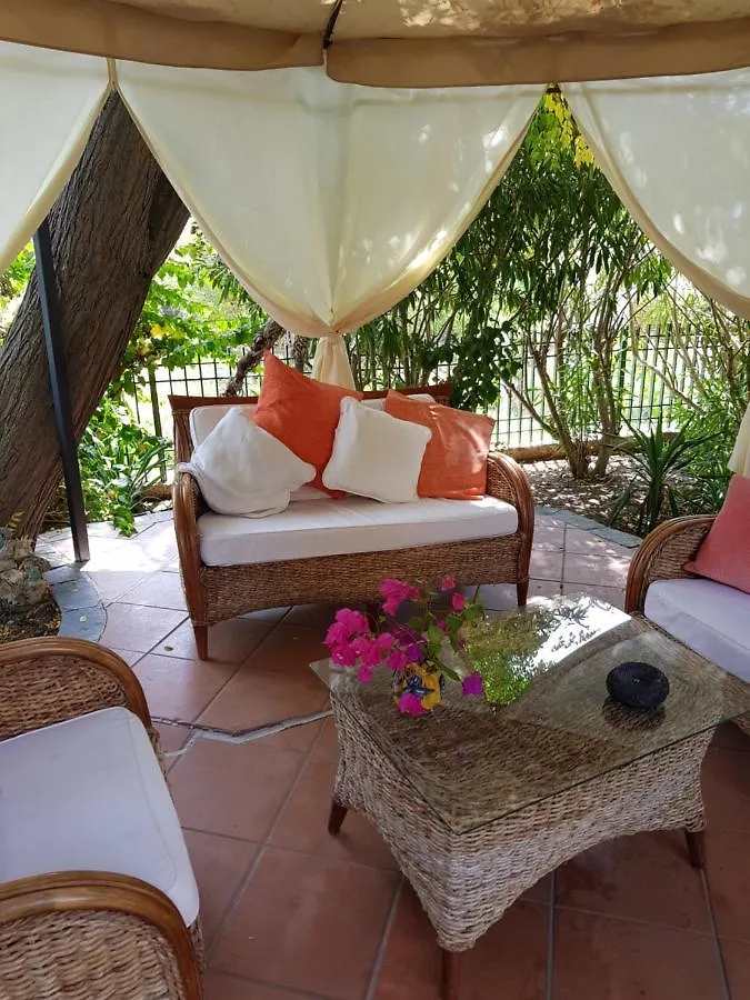 Bed & Breakfast Villa Mariella Pittorino - Camere In B&B Leni