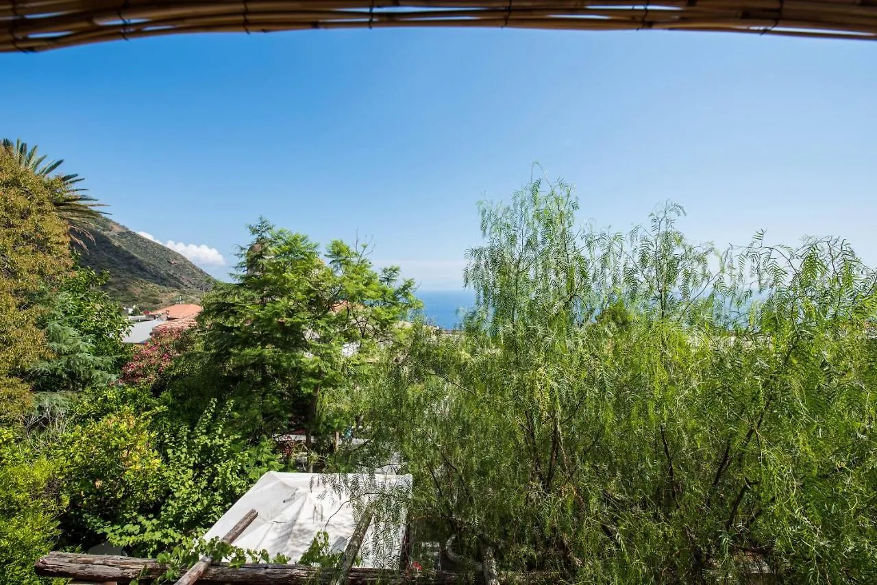Villa Mariella Pittorino - Camere In B&B Leni 3*,