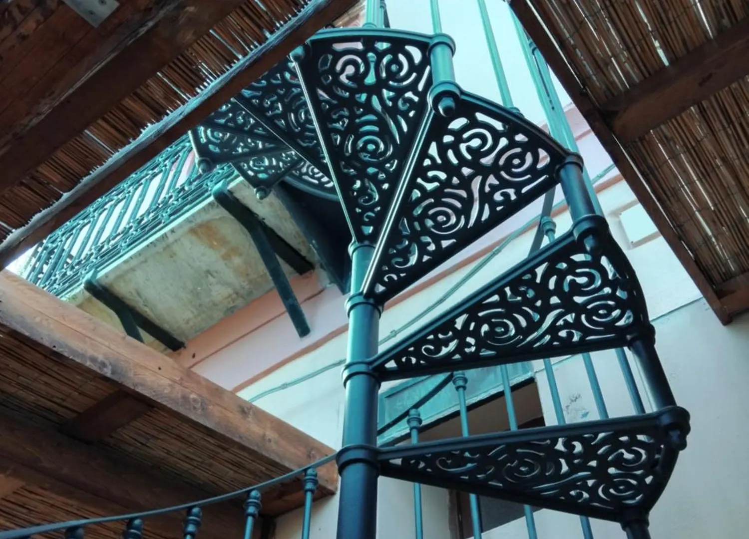 Villa Mariella Pittorino - Camere In B&B Leni Bed & Breakfast