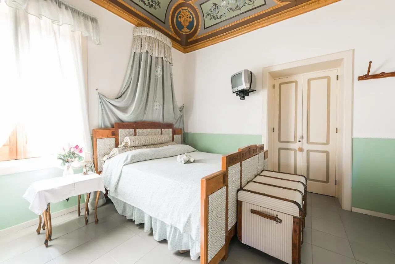 Bed & Breakfast Villa Mariella Pittorino - Camere In B&B Leni